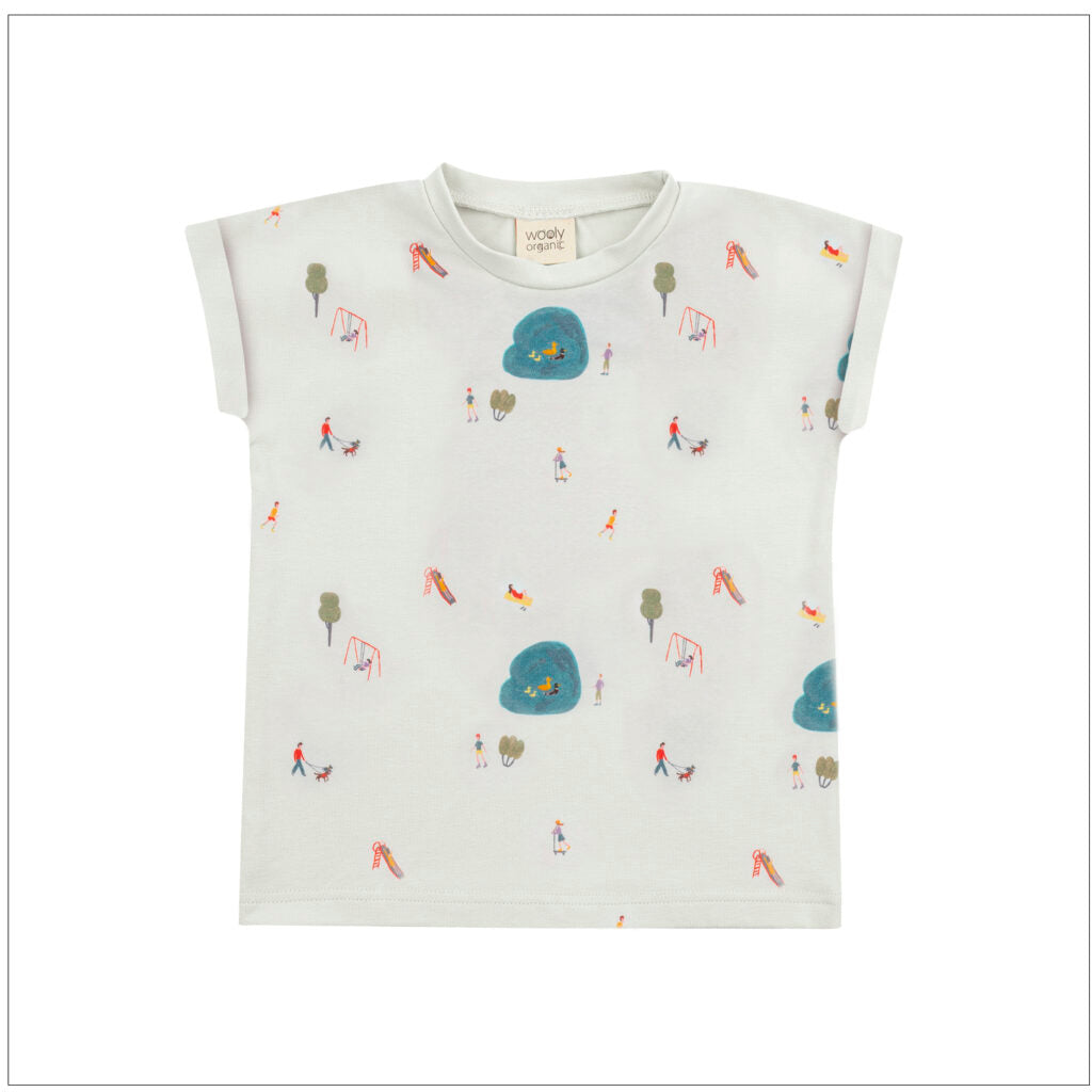 T-shirt van wooly organic met een leuke print genoemd walk in the park