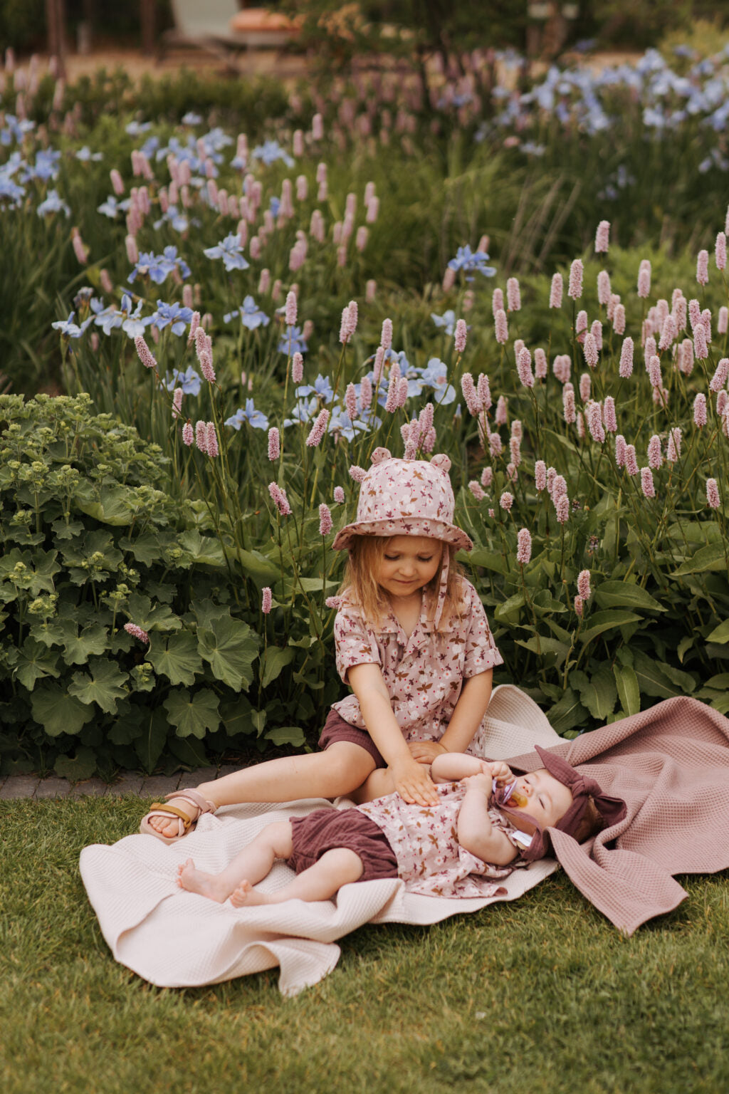 Wooly muslin sun hat flower